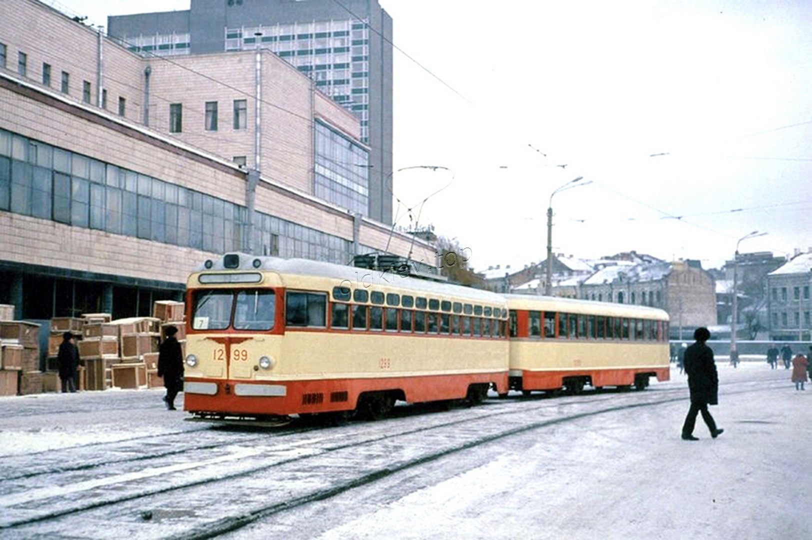 Киев. ул. Жилянская